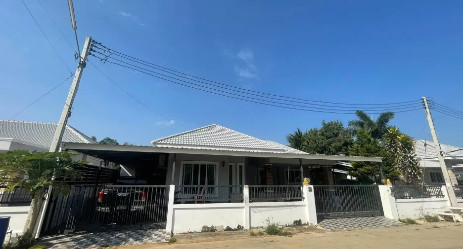 出售 3 卧室 独立屋 在 Pran Buri, 班武里府