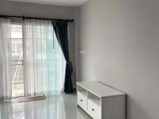 For rent 4 bedrooms house in San Sai, Chiang Mai