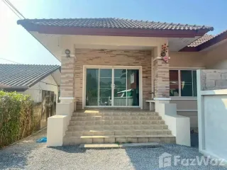 For rent 3 bedrooms house in Saraphi, Chiang Mai