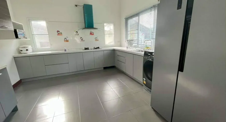 For rent 3 bedrooms house in Saraphi, Chiang Mai