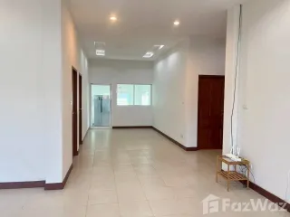 For rent 3 bedrooms house in Saraphi, Chiang Mai