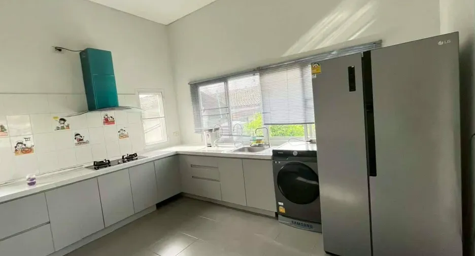 For rent 3 bedrooms house in Saraphi, Chiang Mai