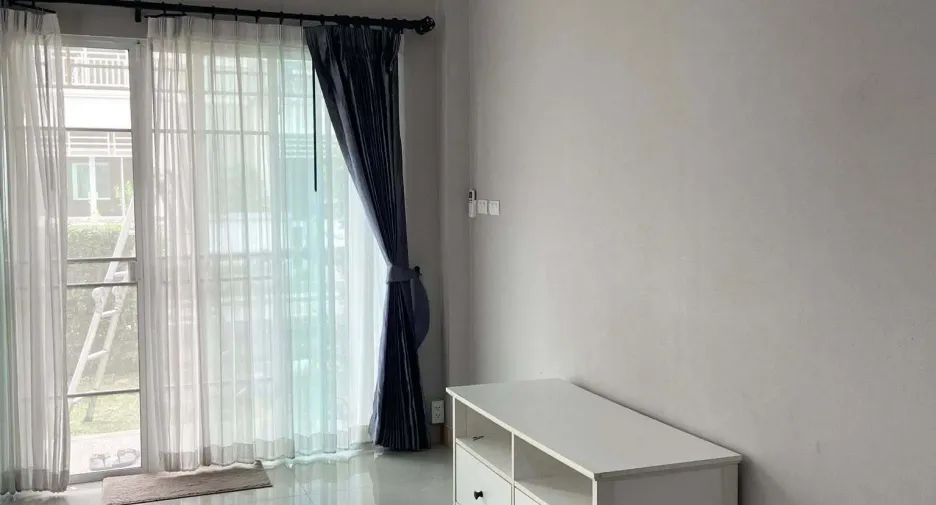 For rent 4 bedrooms house in San Sai, Chiang Mai