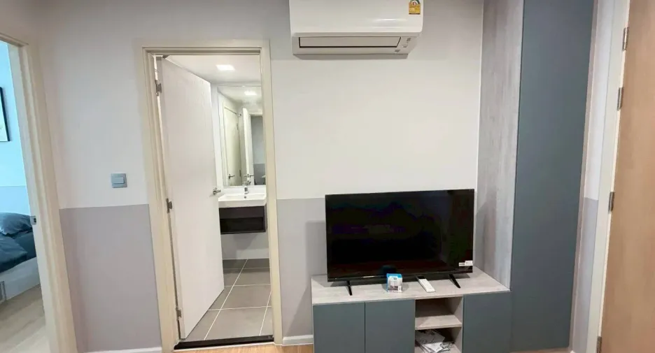For rent 1 bed condo in Mueang Pathum Thani, Pathum Thani