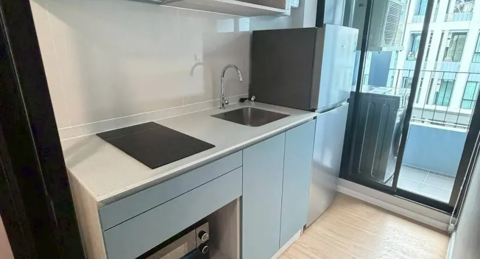 For rent 1 bed condo in Mueang Pathum Thani, Pathum Thani