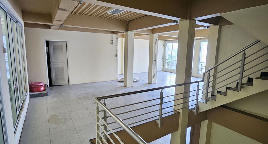 Продажа 5 спальни таунхаус в Khlong Luang, Патумтани
