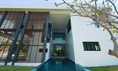 Casa en venta de 4 habitaciones en Sattahip, Chonburi