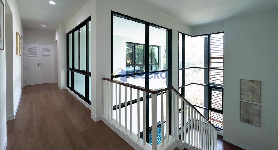 Casa en venta de 4 habitaciones en Sattahip, Chonburi