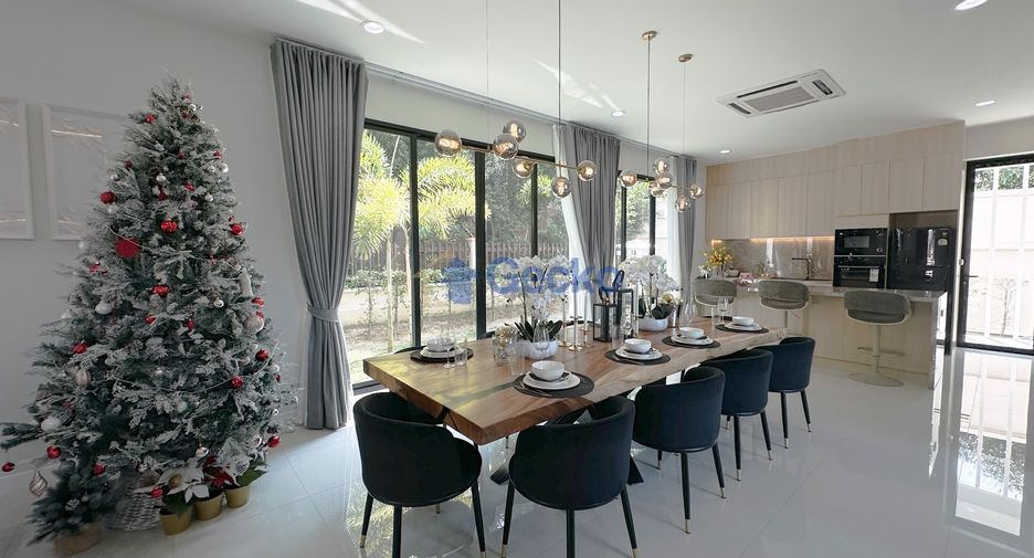 Casa en venta de 4 habitaciones en Sattahip, Chonburi