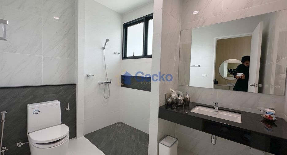 Casa en venta de 4 habitaciones en Sattahip, Chonburi