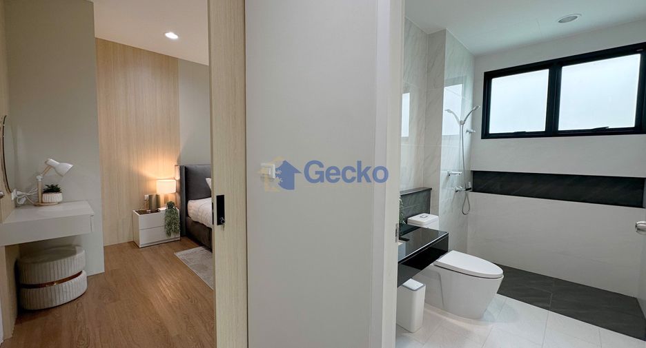 Casa en venta de 4 habitaciones en Sattahip, Chonburi