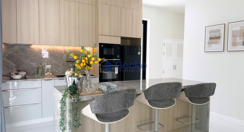 Casa en venta de 4 habitaciones en Sattahip, Chonburi