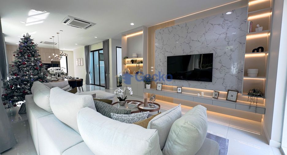 Casa en venta de 4 habitaciones en Sattahip, Chonburi