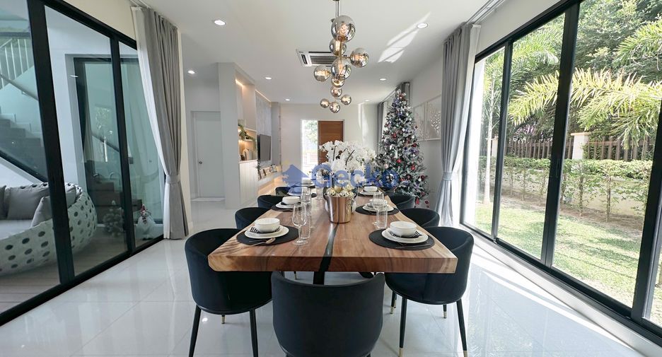 Casa en venta de 4 habitaciones en Sattahip, Chonburi