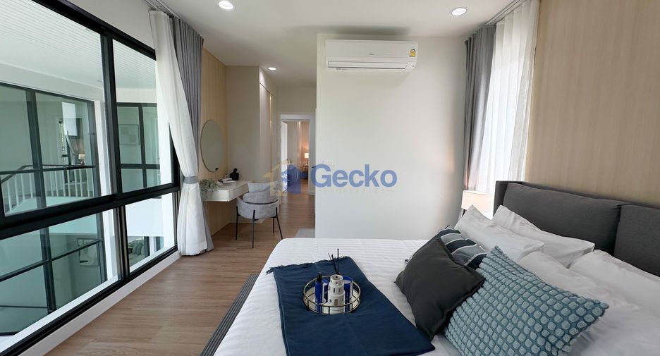 Casa en venta de 4 habitaciones en Sattahip, Chonburi