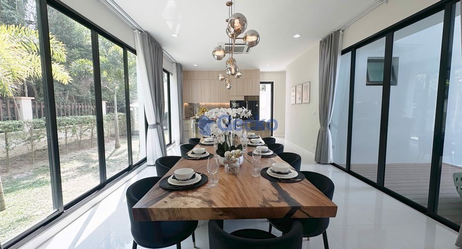 Casa en venta de 4 habitaciones en Sattahip, Chonburi