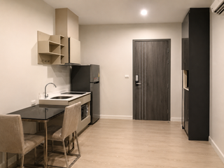 For sale 1 bed condo in Watthana, Bangkok