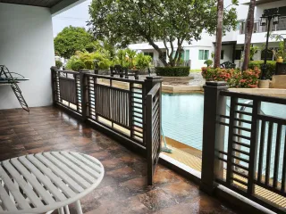 出售 和 出租 2 卧室 公寓 在 Cha-Am, Phetchaburi