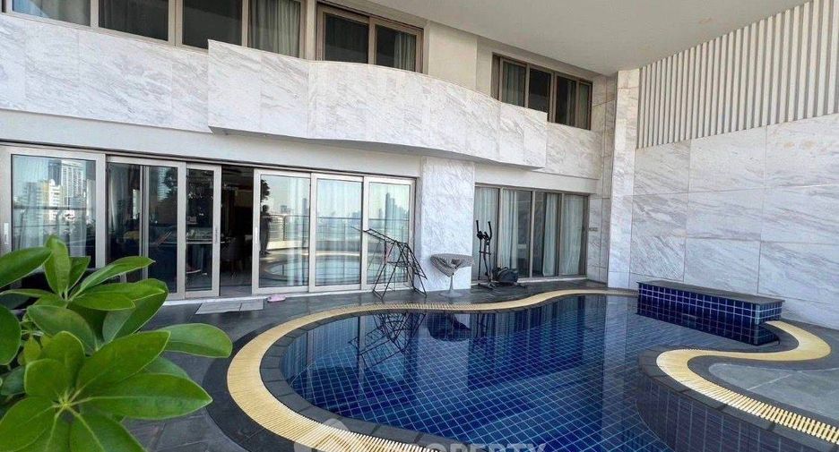 À louer et à vendre 3 chambres condo à Khlong Toei, Bangkok