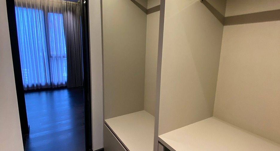 Продажа 1 кровать кондо в Хуаи Кхщанг, Бангкок