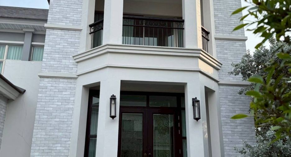 Casa en alquiler de 4 habitaciones en Lat Krabang, Bangkok