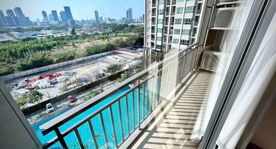 À louer 3 chambres condo à Huai Khwang, Bangkok