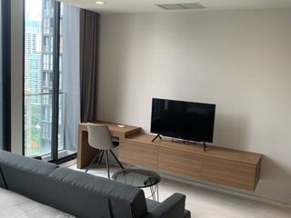 For rent 1 bed condo in Pathum Wan, Bangkok