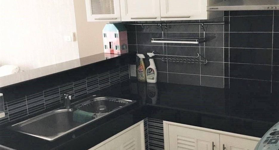 À vendre 1 chambre condo à Bang Kapi, Bangkok