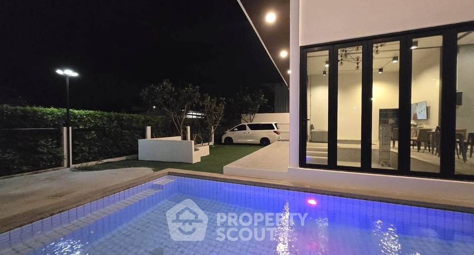 For rent and for sale 3 bedrooms villa in Huay Yai, Pattaya