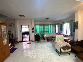 ให้เช่า และ ขาย 4 ห้องนอน บ้านเดี่ยว ใน ศรีราชา, ชลบุรี
