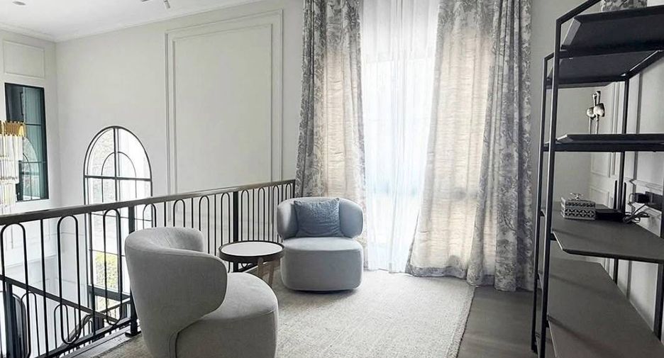 Casa en alquiler y en venta de 5 habitaciones en Bang Phli, Samut Prakan