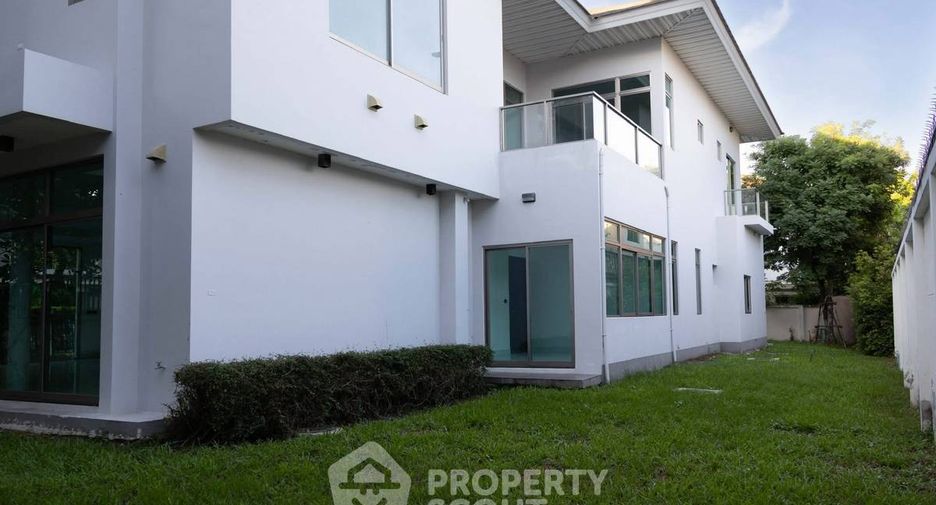 Casa en venta de 5 habitaciones en Lat Krabang, Bangkok
