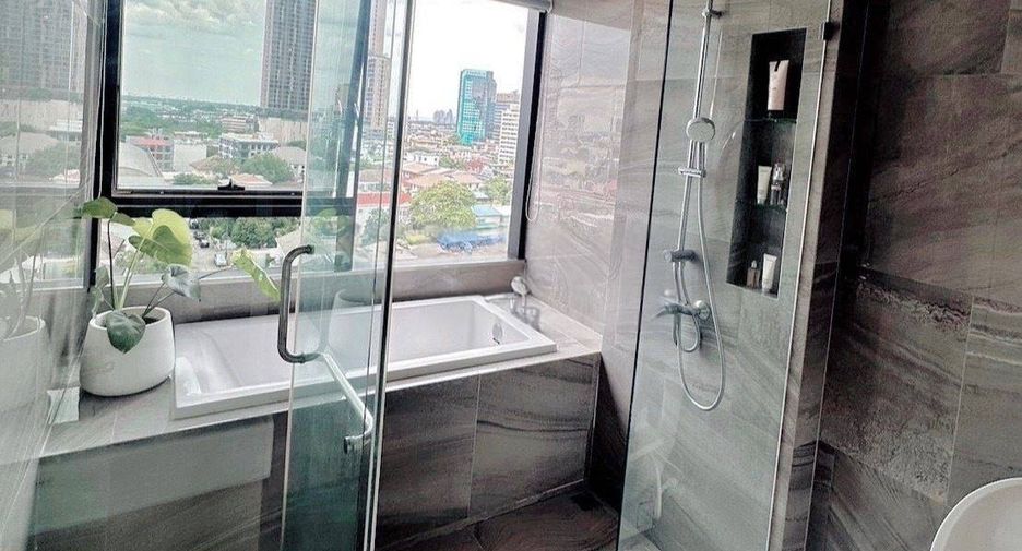 À vendre 1 chambre condo à Khlong Toei, Bangkok