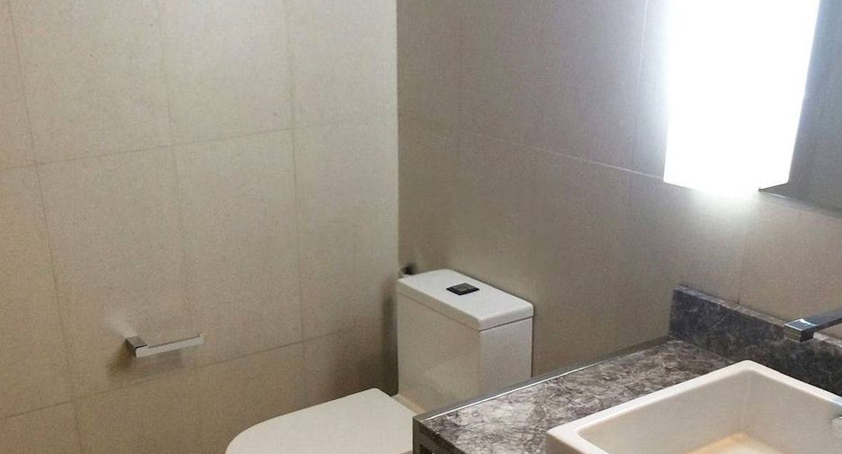 Продажа 2 спальни кондо в Банг Рак, Бангкок