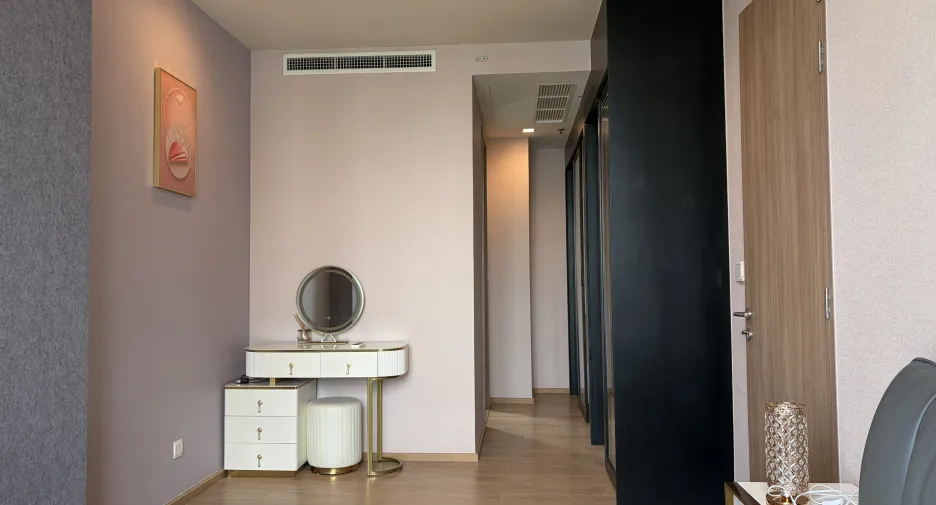 For rent 1 bed condo in Watthana, Bangkok