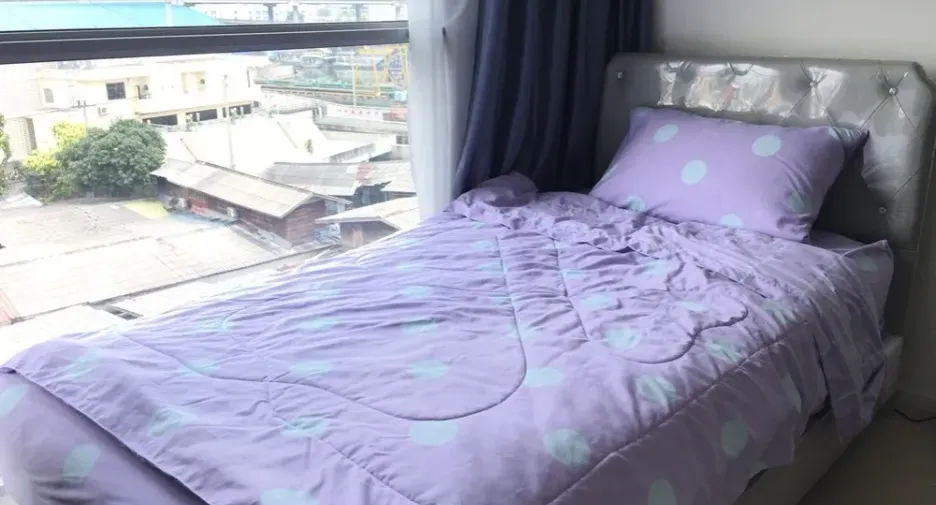 For rent 2 bedrooms condo in Khlong Toei, Bangkok