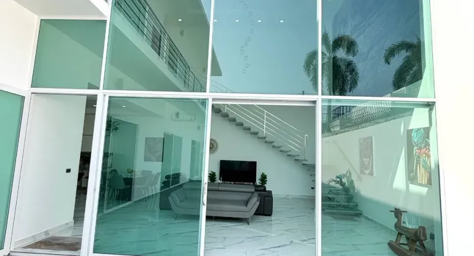 À vendre et à louer 6 chambres villa à Pratumnak, Pattaya