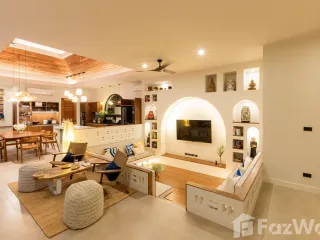 À louer 4 chambres villa à Mueang Phuket, Phuket