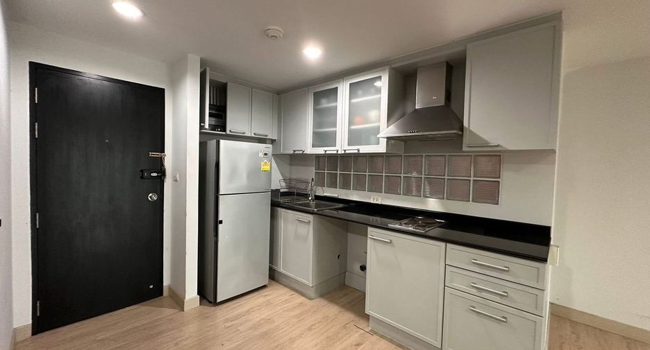 Wohnung zum Kauf mit 3 Zimmer in Din Daeng, Bangkok
