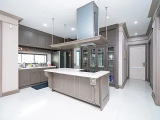 For sale and for rent 5 bedrooms house in Sai Mai, Bangkok