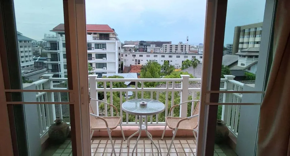 出售 和 出租 1 卧室 公寓 在 Mueang Chiang Mai, Chiang Mai