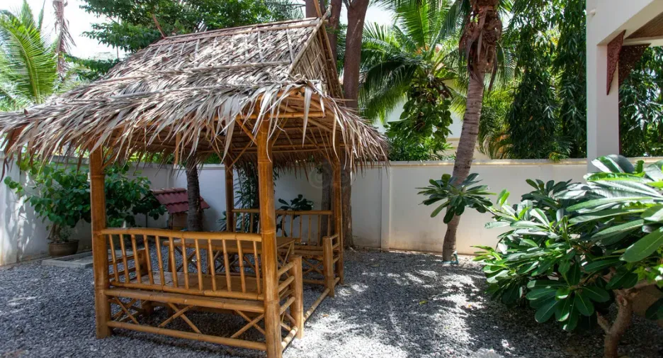 Hotel zur Miete mit 9 Zimmer in Sam Roi Yot, Prachuap Khiri Khan