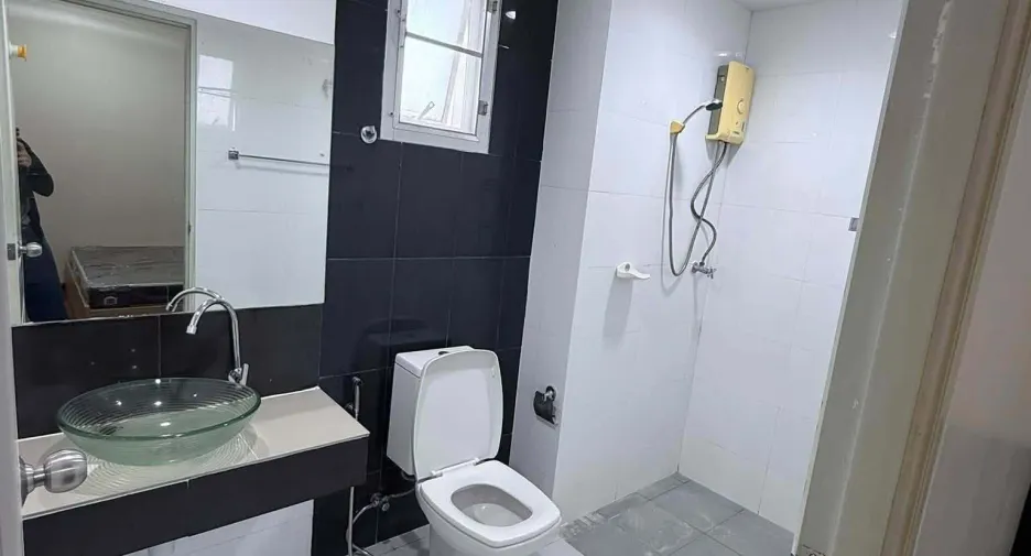 For sale 2 bedrooms condo in Bang Sao Thong, Samut Prakan