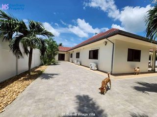 For sale 4 bedrooms villa in Hua Hin, Prachuap Khiri Khan