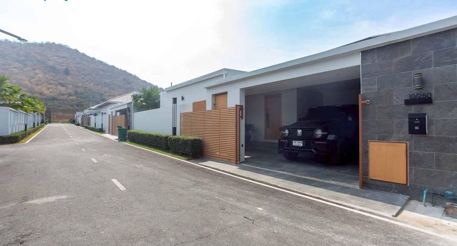 For sale 3 ベッドルーム villa in Hua Hin, Prachuap Khiri Khan