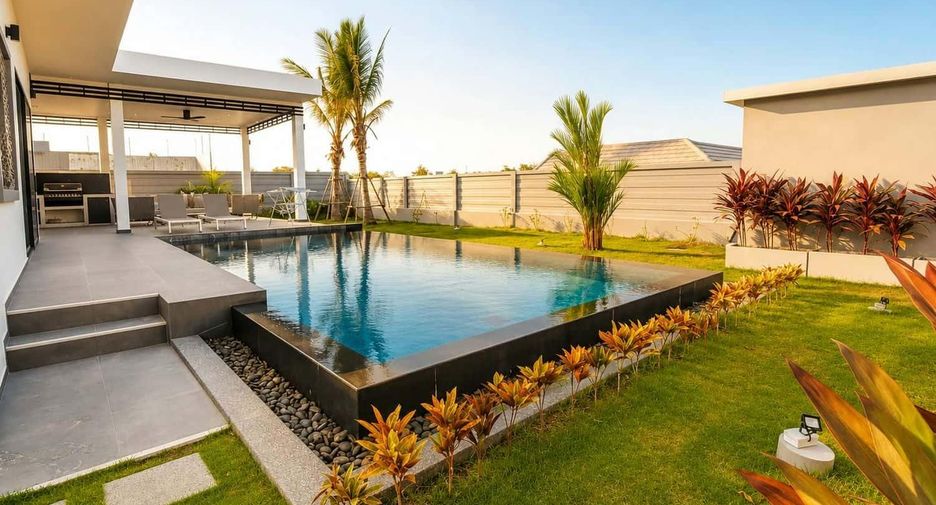 For sale 3 ベッドルーム villa in Hua Hin, Prachuap Khiri Khan