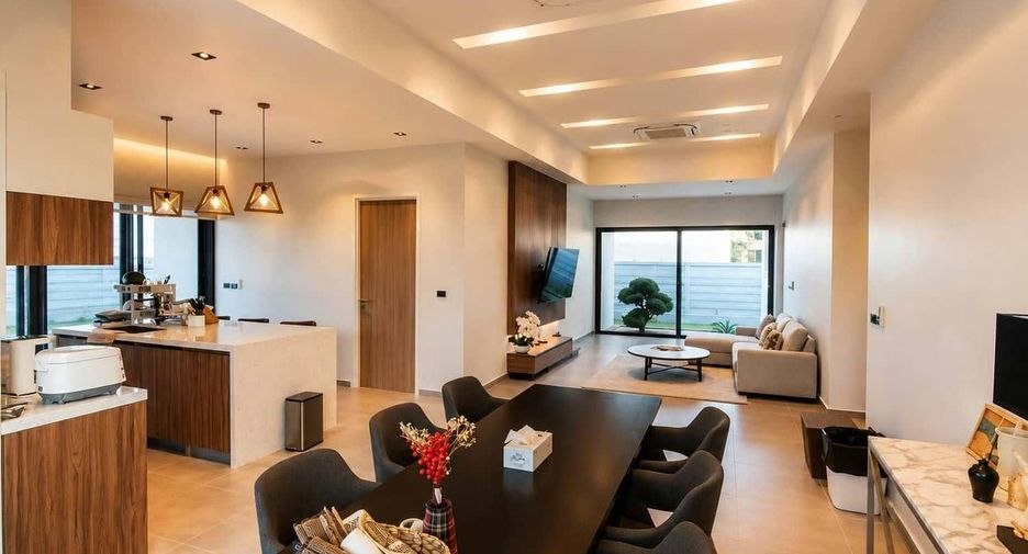 For sale 3 ベッドルーム villa in Hua Hin, Prachuap Khiri Khan