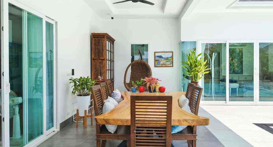 For sale 3 ベッドルーム villa in Hua Hin, Prachuap Khiri Khan