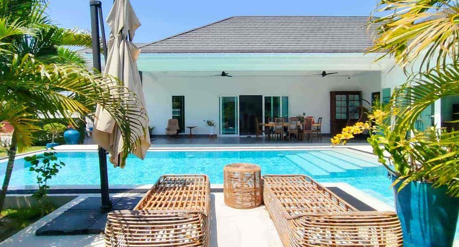 For sale 3 ベッドルーム villa in Hua Hin, Prachuap Khiri Khan