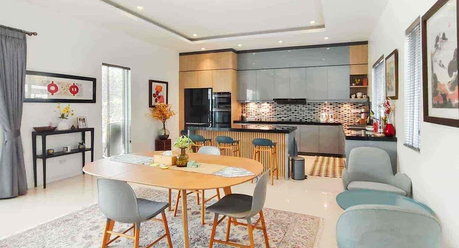 For sale 3 ベッドルーム villa in Hua Hin, Prachuap Khiri Khan